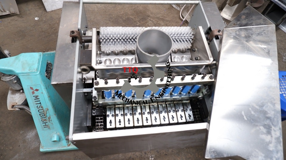 Machine de coupe du cajou