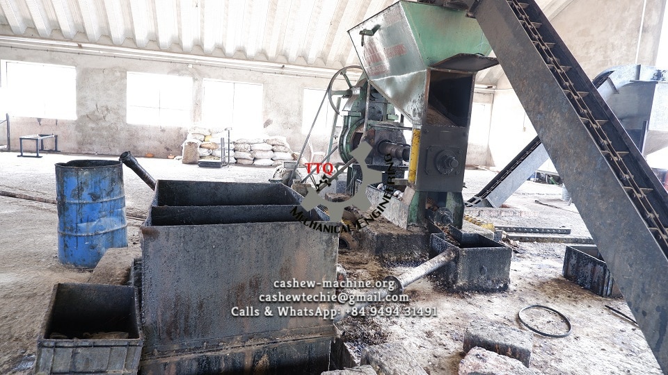Cashew nut shell liquid extraction plant
